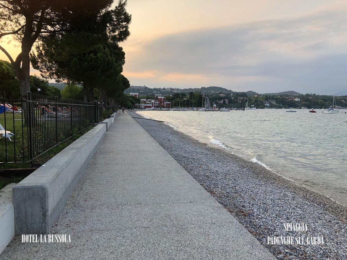 Hotel La Bussola Padenghe sul Garda Bagian luar foto
